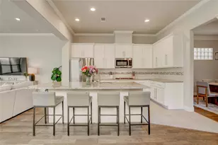 823 W 24th St, Houston, TX 77008 - Photo 11