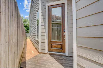 823 W 24th Street, Houston, TX 77008 - Photo 7