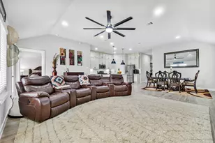 26268 Astral Wy, La Marque, TX 77568 - Photo 9