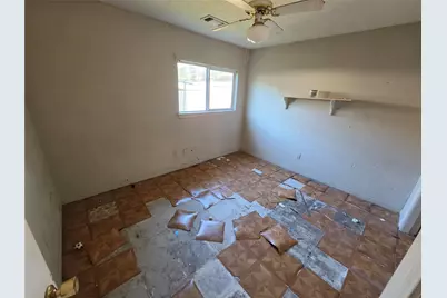 12738 S Dairy Ashford Road, Houston, TX 77099 - Photo 11
