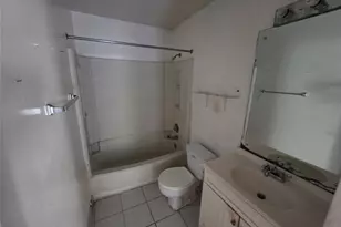 12738 S Dairy Ashford Rd, Houston, TX 77099 - Photo 9