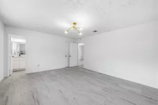 12723 Club Ln, Houston, TX 77099 - Photo 19