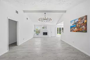 12723 Club Ln, Houston, TX 77099 - Photo 7