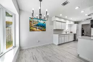 12723 Club Ln, Houston, TX 77099 - Photo 11