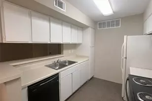 12905 Woodforest Blvd, Houston, TX 77015 - Photo 11