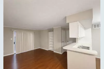 12905 Woodforest Boulevard #305, Houston, TX 77015 - Photo 5