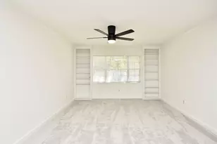 2600 Bellefontaine St, Houston, TX 77025 - Photo 25