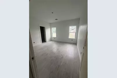 807 S State Street, Madisonville, TX 77864 - Photo 11