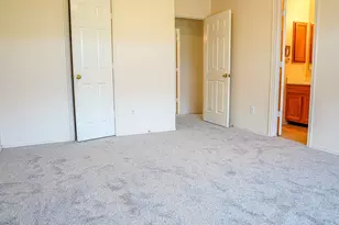 19131 Prairie Bluff Dr, Cypress, TX 77433 - Photo 11