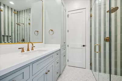 2159 Addison Road, Houston, TX 77030 - Photo 7