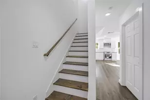 7123 Bywood St, Houston, TX 77028 - Photo 9