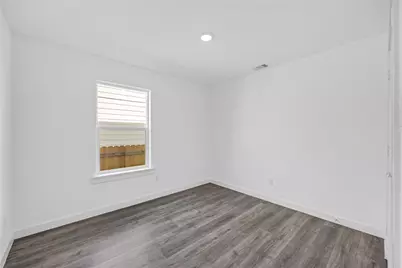 7123 Bywood Street, Houston, TX 77028 - Photo 11