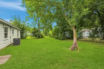 5530 Shamrock Street, Houston, TX 77017 - Photo 9