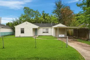 5530 Shamrock St, Houston, TX 77017 - Photo 1