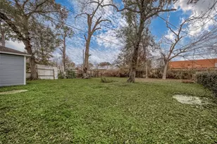7523 Roswell St, Houston, TX 77022 - Photo 25