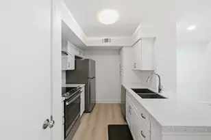 2800 Jeanetta St, Houston, TX 77063 - Photo 7