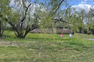 131 McKeever Rd, Arcola, TX 77583 - Photo 1