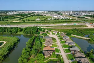 3535 Bayou Forest Dr, La Porte, TX 77571 - Photo 5