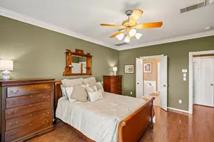 2446 Plantation Bend Dr, Sugar Land, TX 77478 - Photo 15