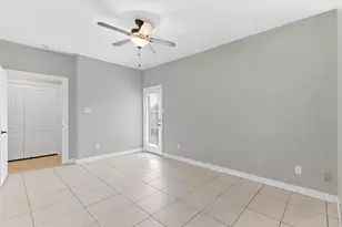 408 Eichwurzel Ln, Houston, TX 77009 - Photo 13