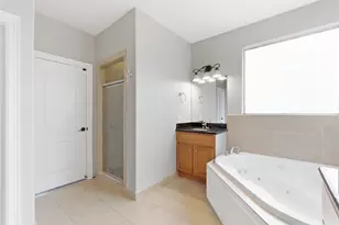 408 Eichwurzel Ln, Houston, TX 77009 - Photo 33