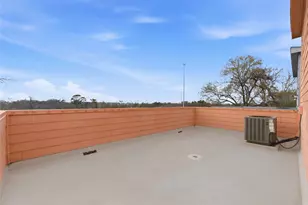 408 Eichwurzel Ln, Houston, TX 77009 - Photo 43