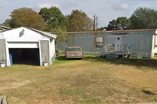 646 Baker St, Hempstead, TX 77445 - Photo 5