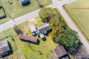 646 Baker St, Hempstead, TX 77445 - Photo 9