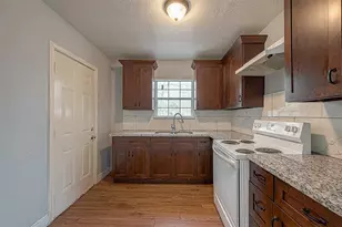 4006 Sunflower St, Houston, TX 77051 - Photo 5