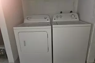 13798 Hollowgreen Dr, Houston, TX 77082 - Photo 21