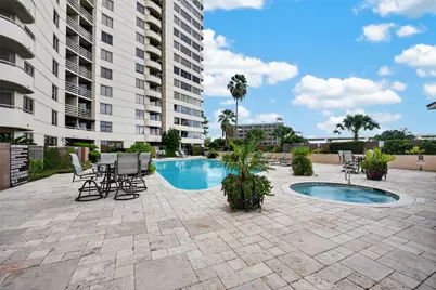 3525 Sage Road #704, Houston, TX 77056 - Photo 39