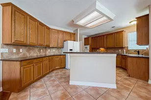 6 Kings Hill Ln, Humble, TX 77346 - Photo 9