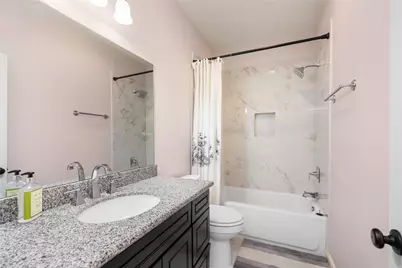 9406 Bevlyn Drive, Houston, TX 77025 - Photo 27
