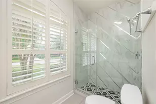 9406 Bevlyn Dr, Houston, TX 77025 - Photo 19