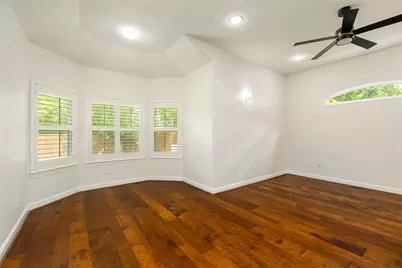 9406 Bevlyn Drive, Houston, TX 77025 - Photo 11