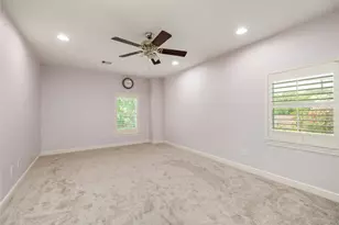 9406 Bevlyn Dr, Houston, TX 77025 - Photo 23