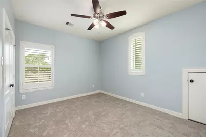 9406 Bevlyn Drive, Houston, TX 77025 - Photo 29