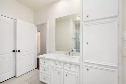 9406 Bevlyn Drive, Houston, TX 77025 - Photo 17