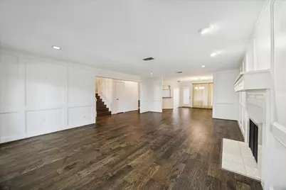 9939 Kemp Forest Drive, Houston, TX 77080 - Photo 7