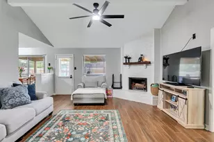 101 N Wagon Ln N, Angleton, TX 77515 - Photo 3