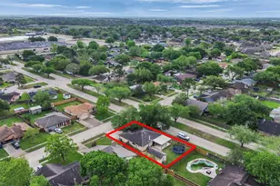 101 N Wagon Ln, Angleton, TX 77515 - Photo 23