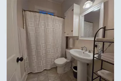 2526 Ursuline Street, Galveston, TX 77550 - Photo 13