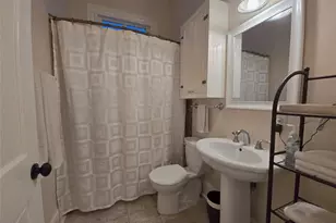 2526 Ursuline St, Galveston, TX 77550 - Photo 13