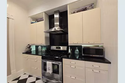 2526 Ursuline Street, Galveston, TX 77550 - Photo 9