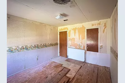 10407 Huntington Wood Drive, Houston, TX 77099 - Photo 7