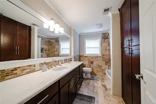 4319 Woodvalley Dr, Houston, TX 77096 - Photo 9