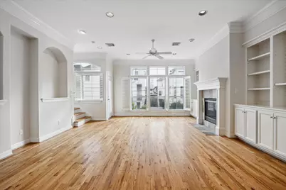 3930 Blossom Street, Houston, TX 77007 - Photo 9