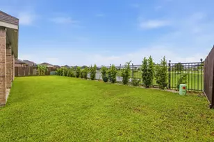 15551 Blue Lake Dr, Mont Belvieu, TX 77523 - Photo 23