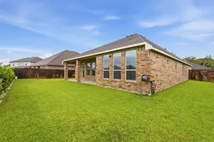 15551 Blue Lake Dr, Mont Belvieu, TX 77523 - Photo 21