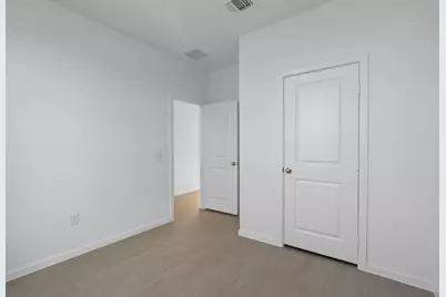 419 Ruby Ford Drive, Baytown, TX 77523 - Photo 9